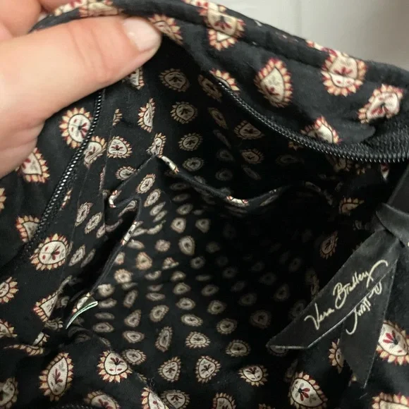Vera Bradley med size purse - Picture 6 of 10